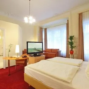 Vivaldi Am Kurfuerstendamm Hotell Berlin